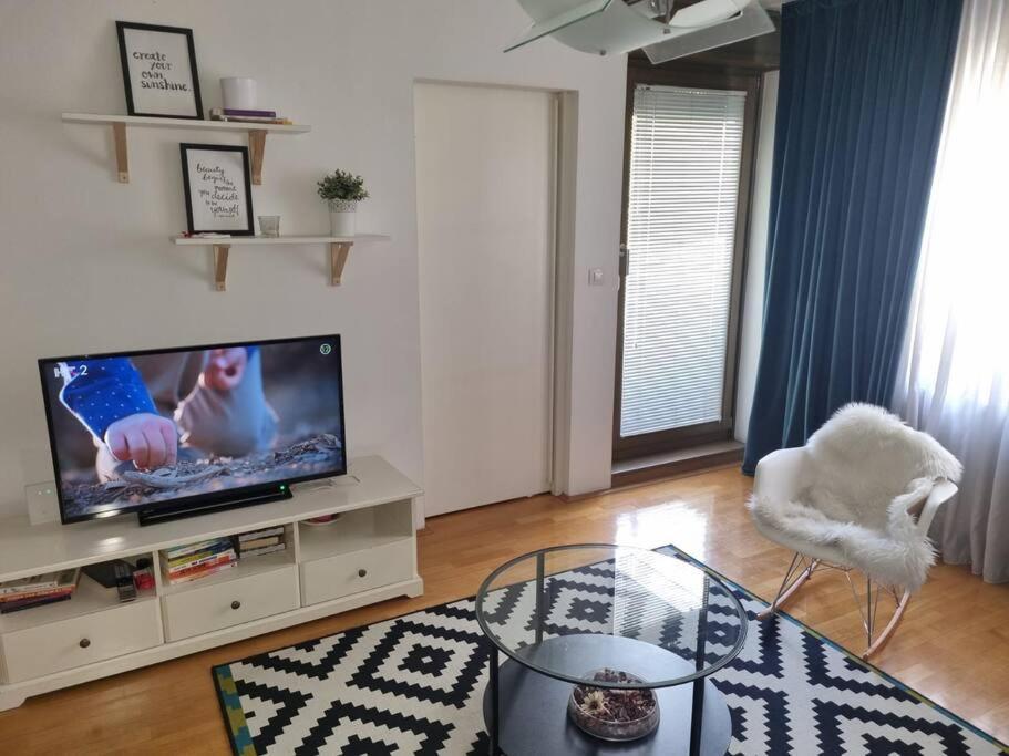 Mss Spot Apartment ซาเกร็บ ภายนอก รูปภาพ